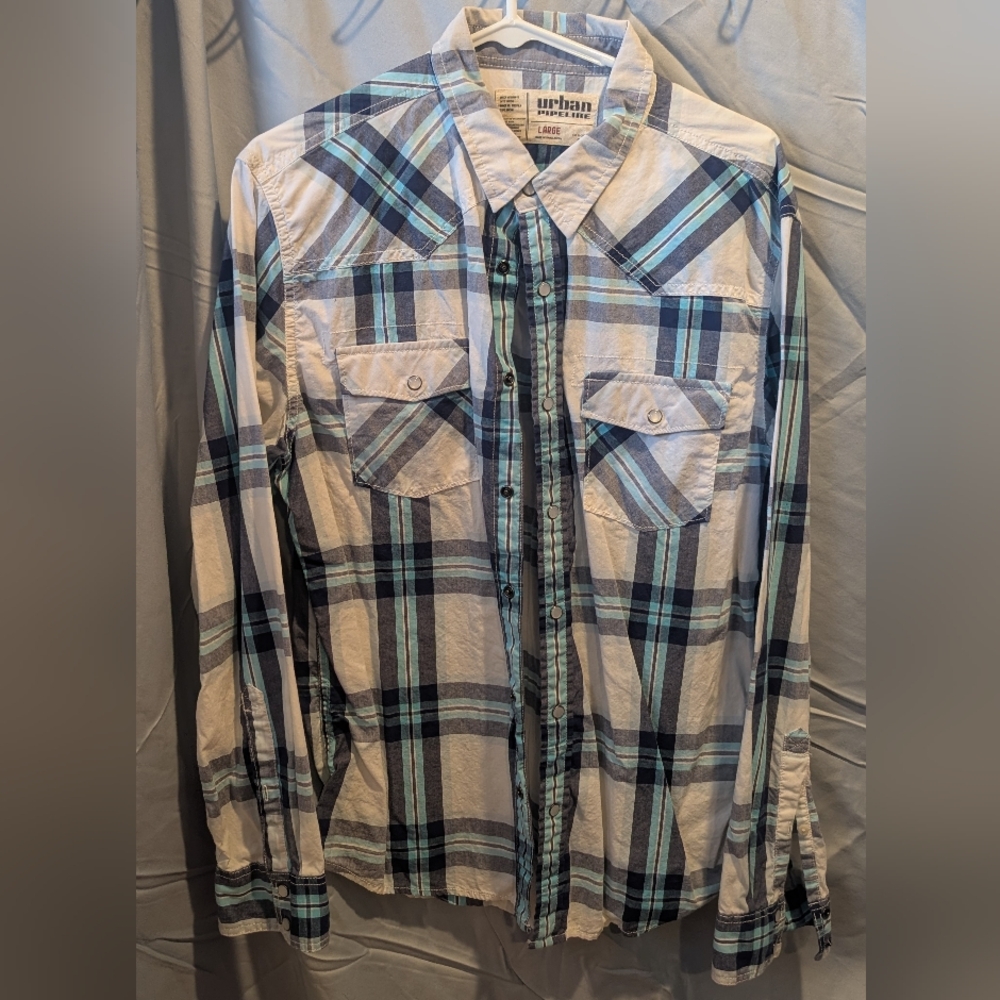 Urban Pipeline White and Blue Plaid Shirt